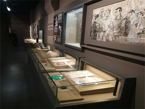 博物馆文物展示柜