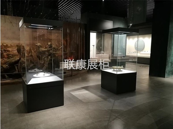 文物展柜厂家生产文物展柜需要主动哪些方面的品质把控