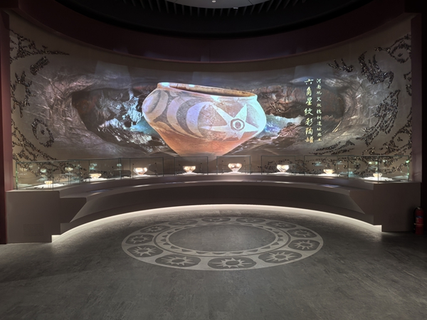 异性文物展柜